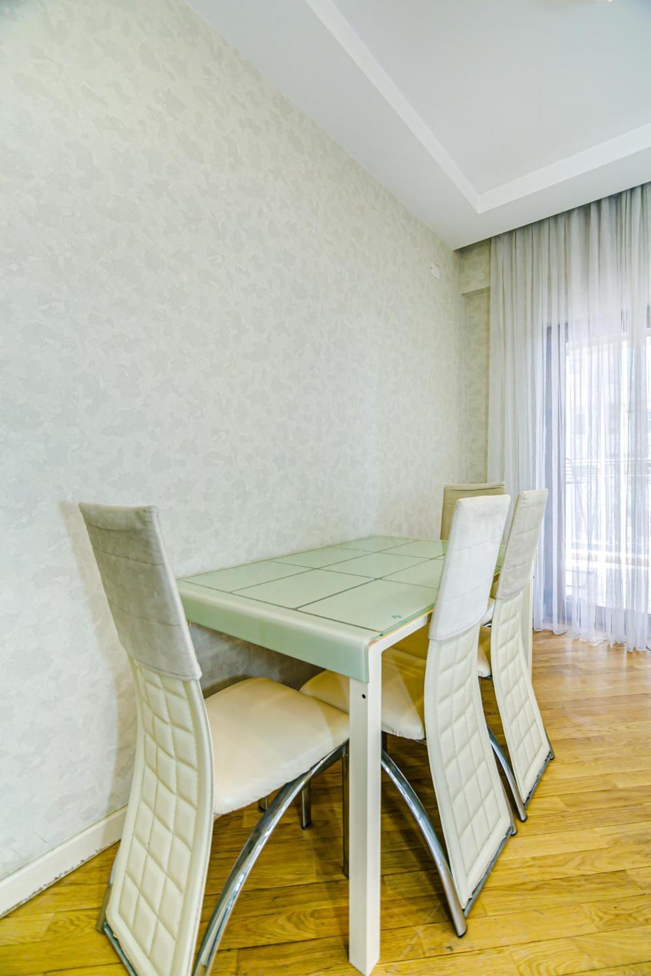 Park Azure Vip Apartment By Baku Housing Exterior foto